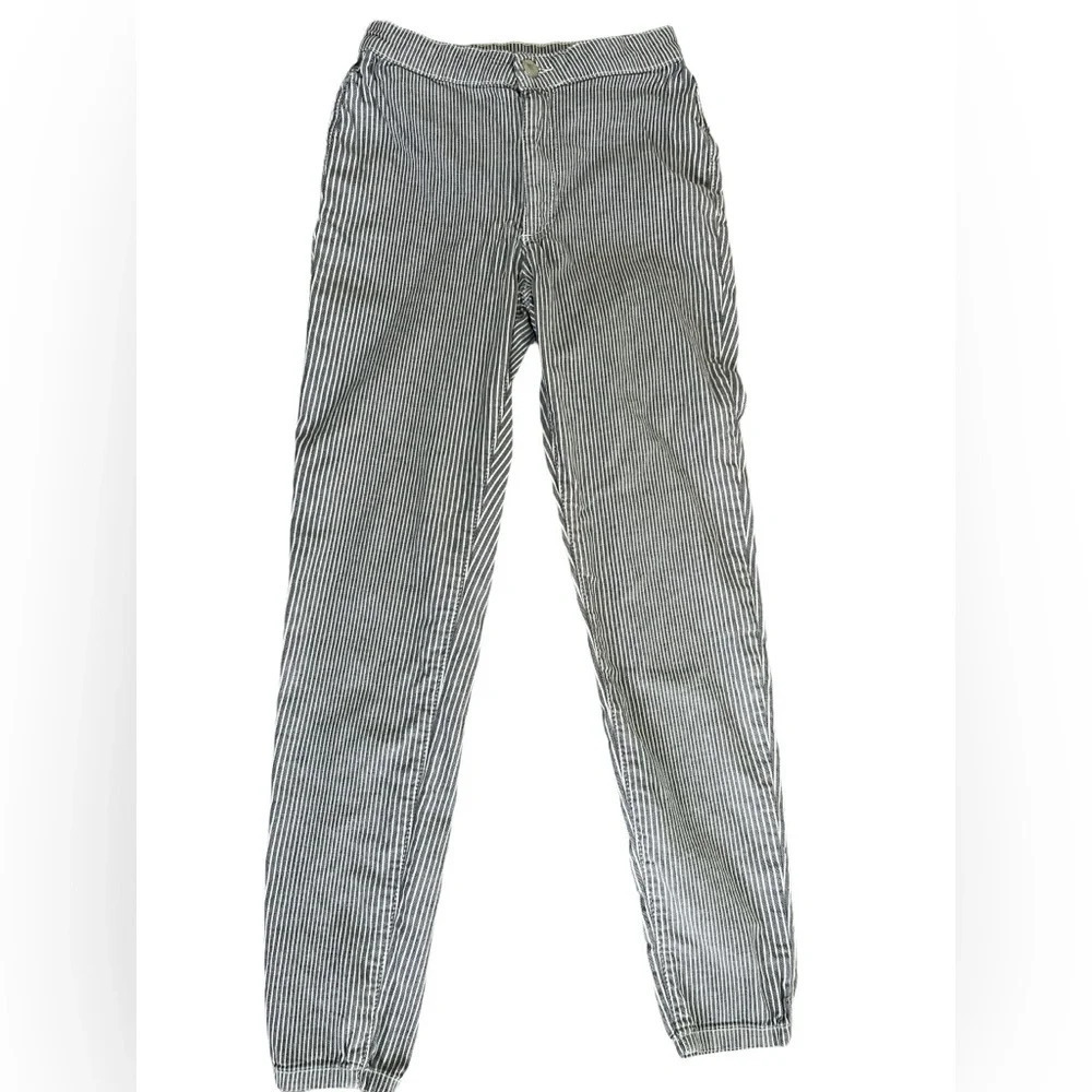 Ladies Free People Gray/White Stripe Denim Jogger, Size 25